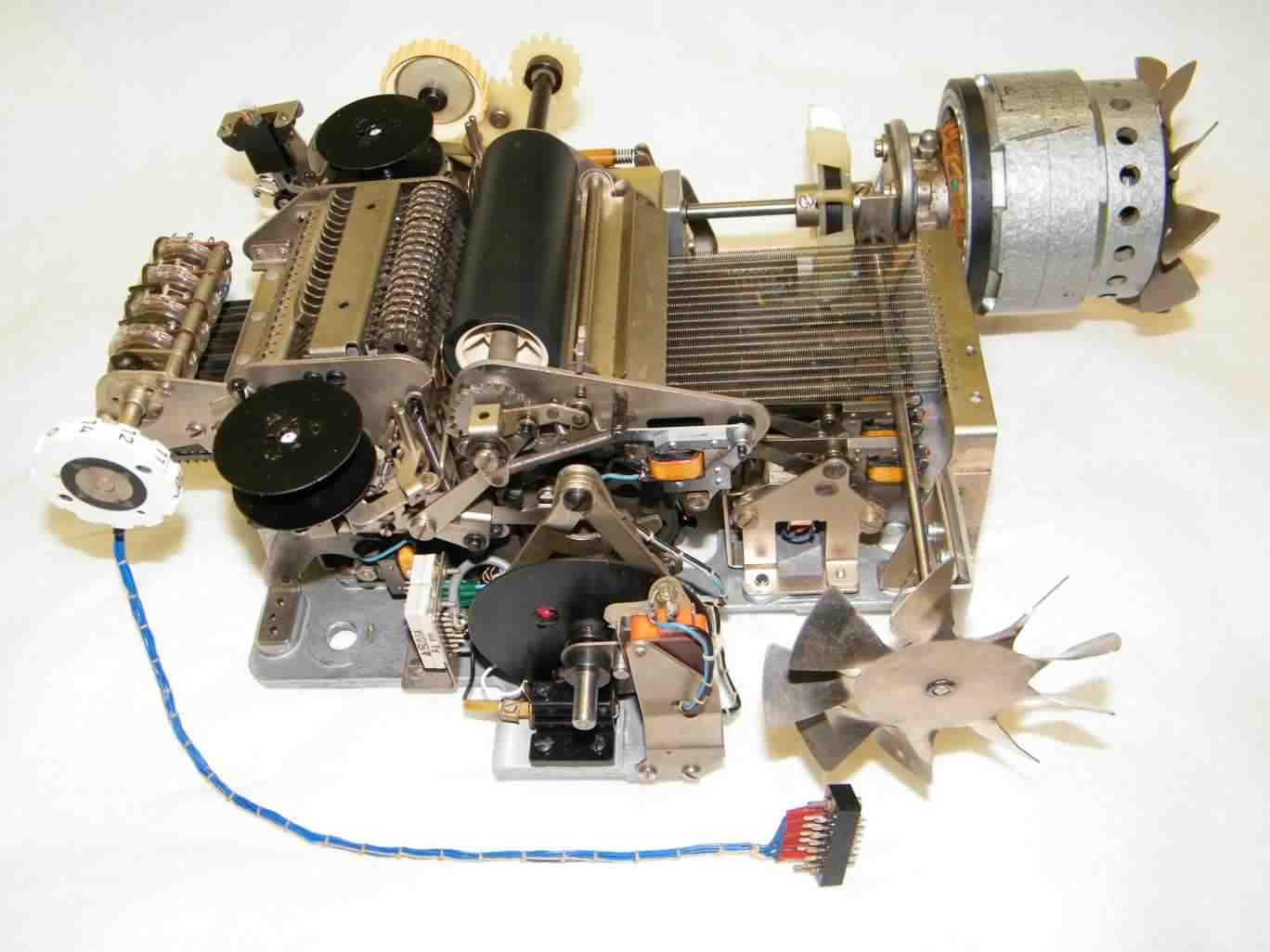 Printer mechanism side after restoration, click image for a larger version