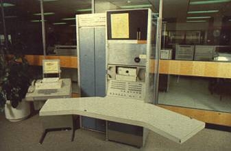 PDP-7 S#47 on display in the DEC Sydney office around 1989 - ©2009 Max Burnet, click for larger image